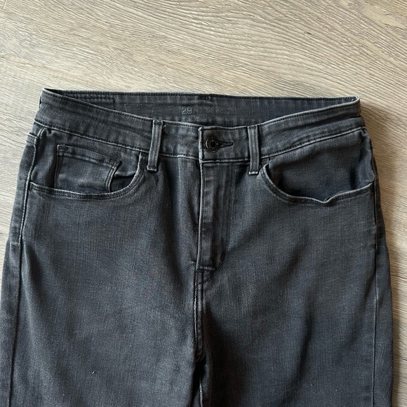 Levi's Premium Denim Black Skinny Jeans with Black Tab - Picture 4 of 10